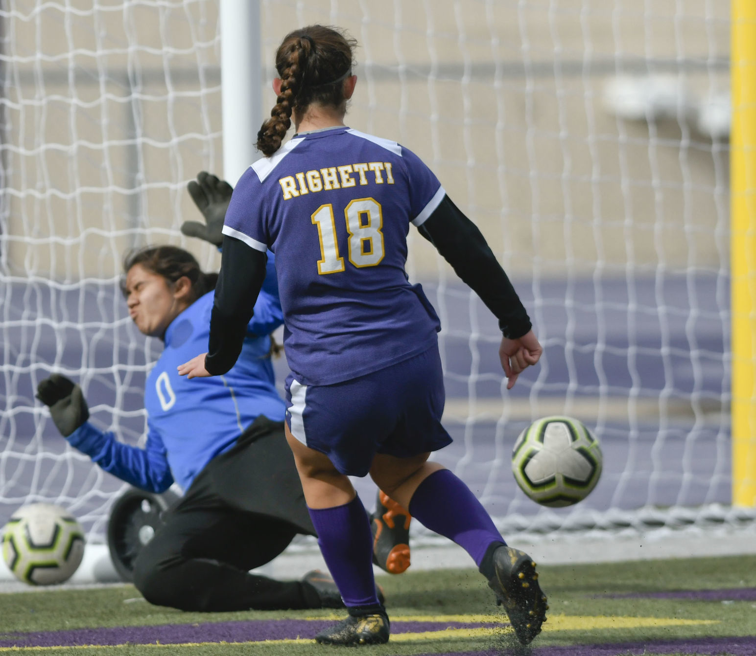 112719 SM Righetti g soccer 06.jpg
